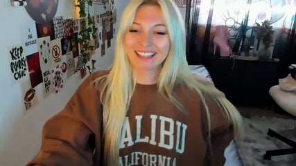 Young teen's first interracial leaves her addicted to BBC forever