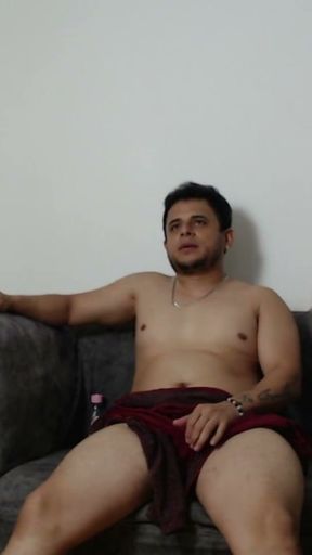 fucking my Venezuelan friend at home   Clip 3