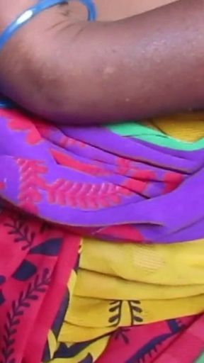 Servent Tamil Aunty Boob Pressing House Owner