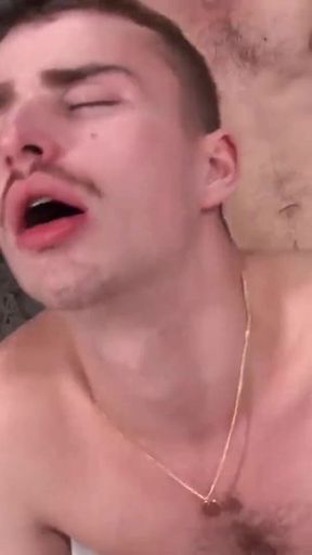 Barebackthathole young gays Effix and Ryan Jacobs bareback