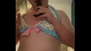 a bbw trans girl&#039_s first vid