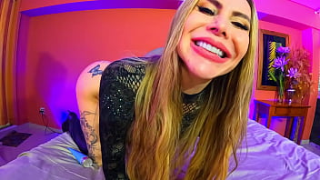 Cama pequena demais pra toda essa vontade! &mdash_ por tr&aacute_s das c&acirc_meras