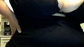 Bored mature housewife shows me off her giant tits and pussy on webcam