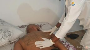 a consulta medica terminando em sexo