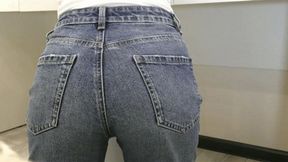 Imagine this denim ass swaying on your face MP4 HD 720p