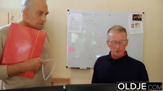 Old&nbsp;- Just turned 18 and fucks a wrinkled old man gets pussy fucked