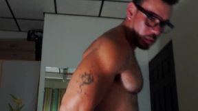 Hot Latino Bodybuilder Naked Flex and Jerk