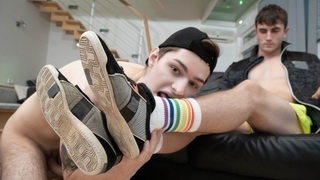 Twink Falcon gets on his knees to lick John's shoes and socks