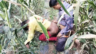 Indian Laborers Bareback Fuck in Cornfield on Break