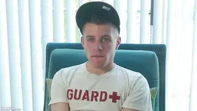 Max Leo plays with his dick to make a fucking mess