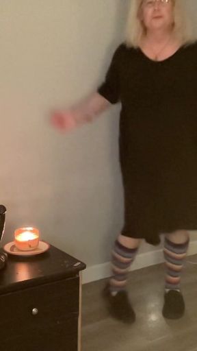 Trans MILF Dancing