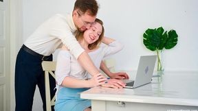 Club Sweethearts - long hair scene