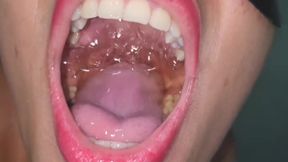 Pissing in my human toilet and making her clean the toilet with her tongue