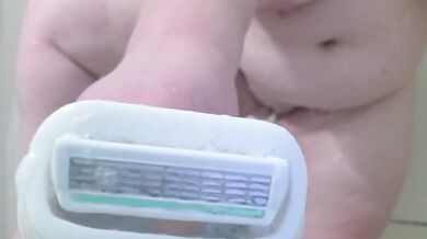 BBW Mature MILF Shaves Her Hairy Pussy Hairs Clean Gleaming Cumpilation Step Mom Shower