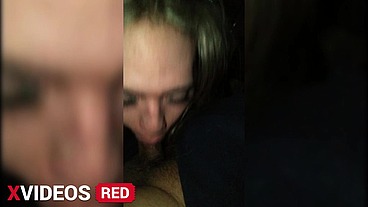 Oficial de policia sube a la patrulla a la mejor mamadora de verga - Natalia Delgado