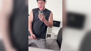 Masturbate Off Caught in the Mirror - Tasted in the End