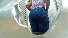 Juicy booty on full display in estate's private&#x1F92B; changing room