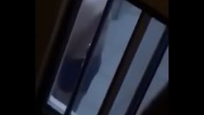 espiando a mi vecino hetero por la ventana (parte 2)