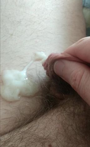 Sissy Cumshots Her Dessert