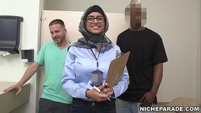 NICHE PARADE - Mia Khalifa Behind The Scenes Rare Footage