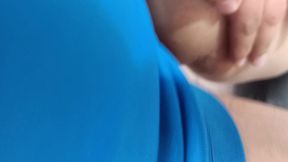 viendo el partido de espana vs japon mi hermanastra me chupa la verga y se lo deja meter como una verdadera puta