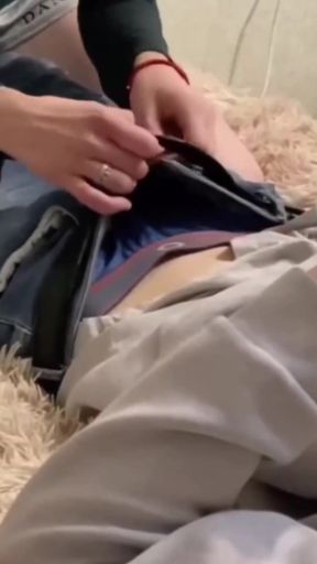 Real 18-yo Couple Have Sex in a Dorm for the First Time