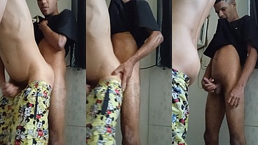 NOVINHO VICIADO EM CUZINHO