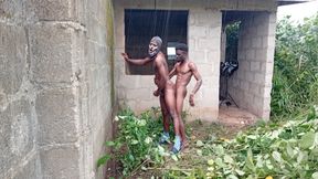 I went with my friend into a bush and start having sex wheni it&#039;s was raining