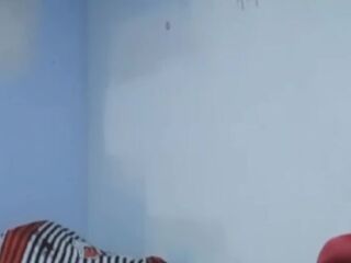Mi marido me da amor después de una ducha ????????