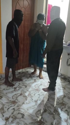 Two Theives Fucks Lonely Women