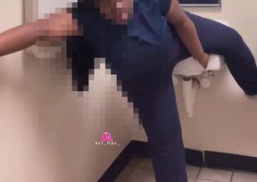 Ahhh…ghostface Is at the Door!