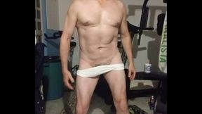 show stripper con calcetones blancos haciendo baile striptease hasta  quedar TOTALMENTE desnudo