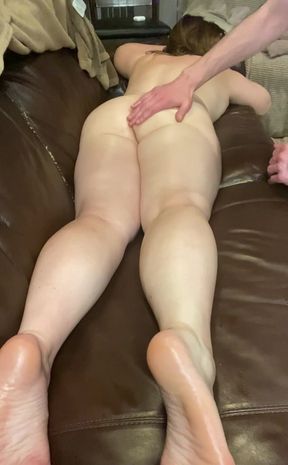 I love a long sensual massage. I really love sensory play and a bit of light ***. There's a nice creamy ending as well!