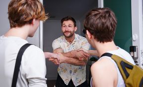 Pool guy fucks pair of gay twinks in retsless threesome