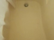 Leg-shaking cumshot during my morning shower