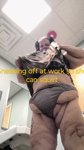 Sneaking off at Work Fuck She&#039;s Gonna Squirt