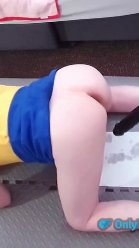 Emotional moment from &quot;Essex Girl Lisa huge anal dildos on the fucking machine&quot;