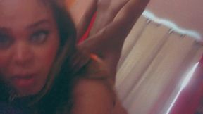 travesti gostosa tomando pirocada do negao novinho baiano