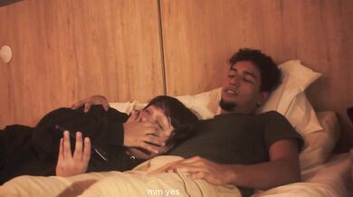 my stepsister lies on my leg to watch a movie, it makes me very hard