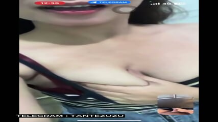 VCS Mama Danish Cakep Kenyot Terus Susun