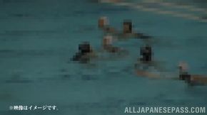 Naho Yuumi Loves Shower Sex – Water Polo Babe Sucks Cock Under The Spray