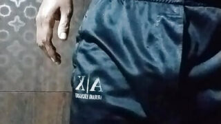 Unge college desi homofile kjekkaser svelger av i 69 før varm anal pounding