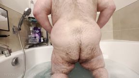 Bear taking a bath and talking dirty