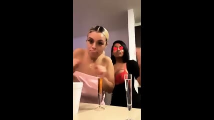 Booty; Her google drive folder, 190 videos =  https://rentry.co/4nb6edt2