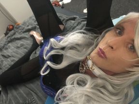 A small fat dildo moment