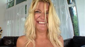 Big Ass And Big Tit MILF Robbye Bentley Gets Fucked