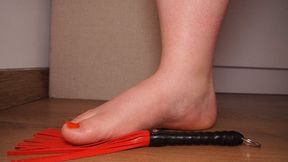 #2 Bow low before the feet of the BBW Goddess