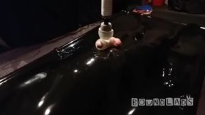 Boundlads - Lucky Pup In Vacuumbed 14 Min