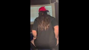 Cute CD Shaking Bubble Butt and Riding Dildo