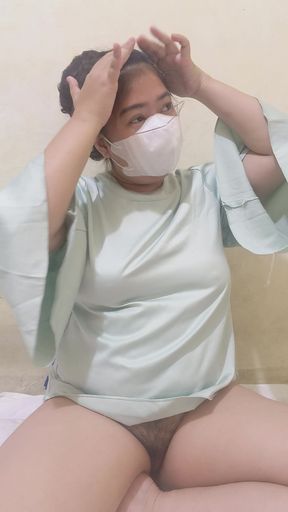 The teenage girl itched while playing with her until she peed in the room